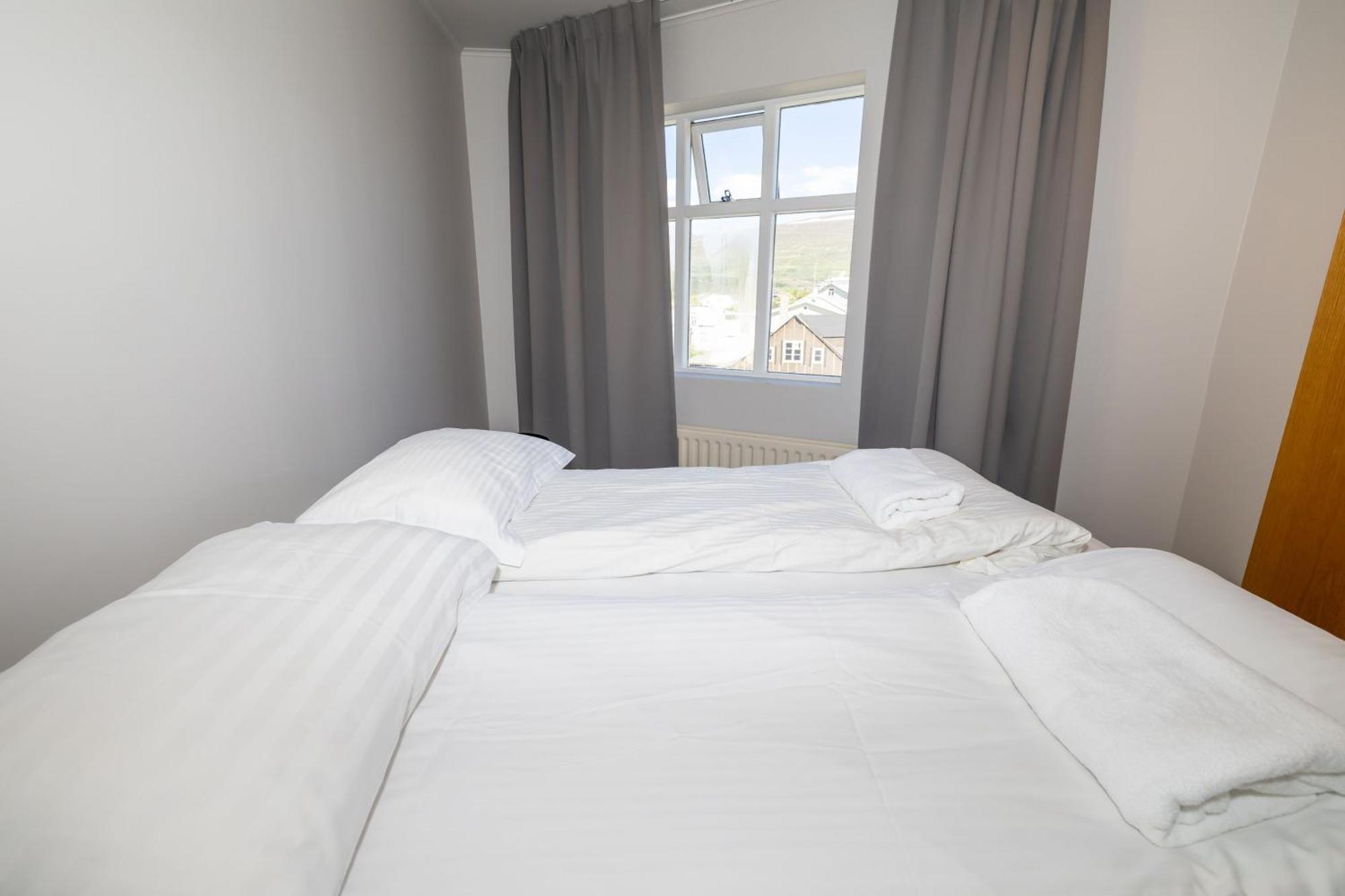 Steinaskjol Apartments Akureyri Ngoại thất bức ảnh