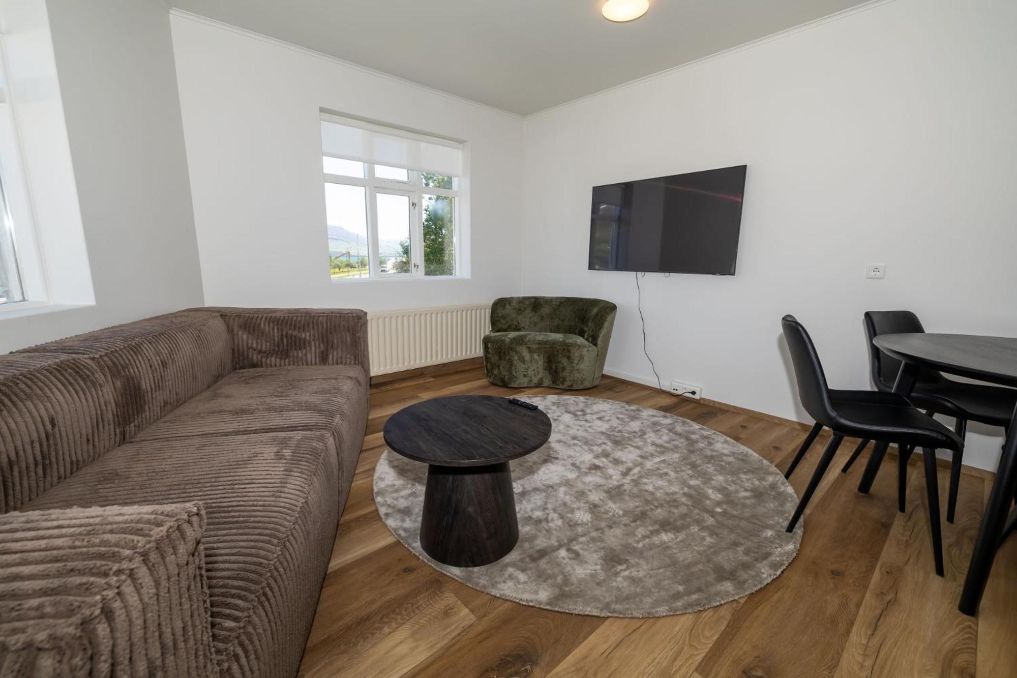 Steinaskjol Apartments Akureyri Ngoại thất bức ảnh