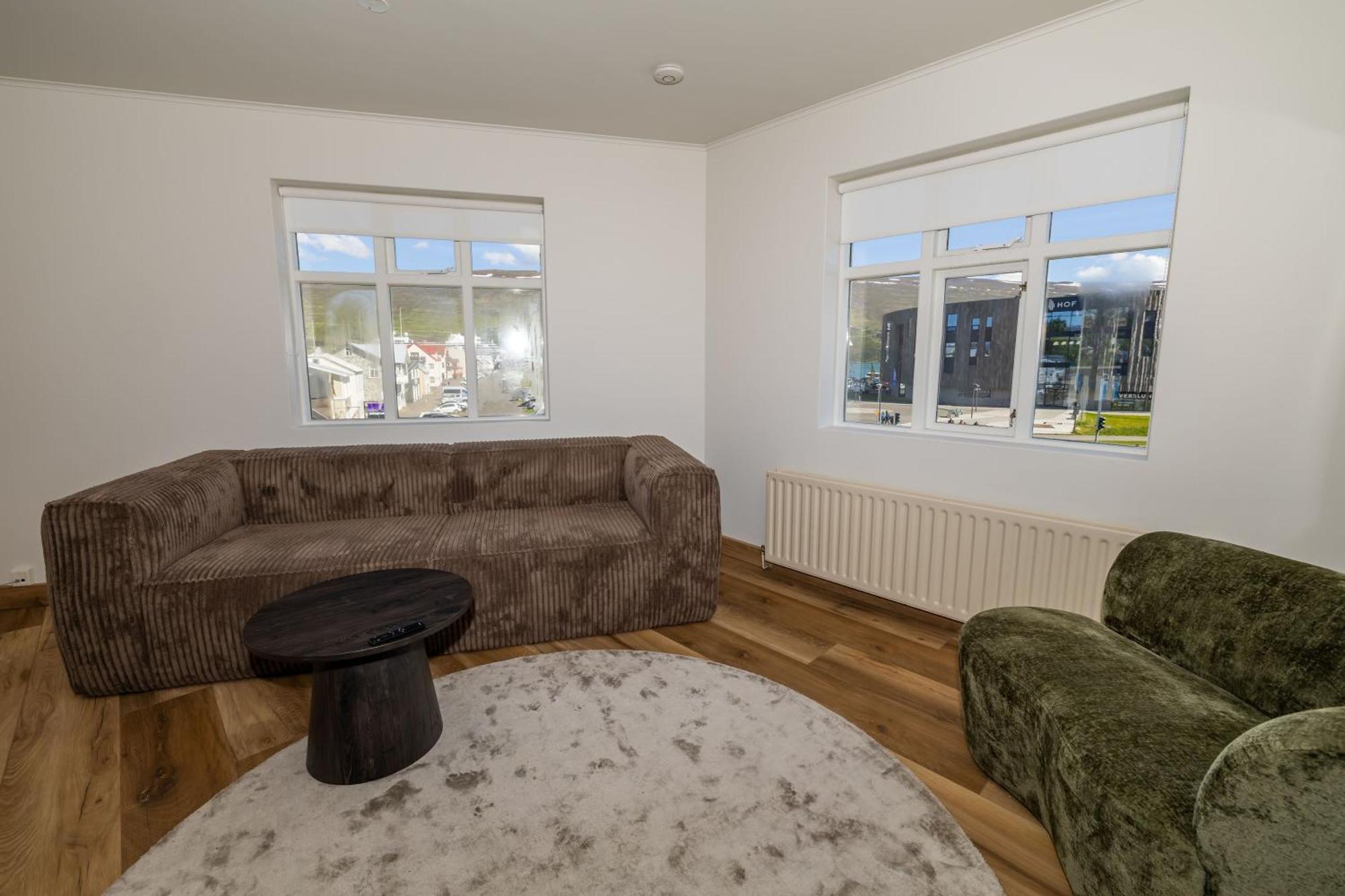 Steinaskjol Apartments Akureyri Ngoại thất bức ảnh