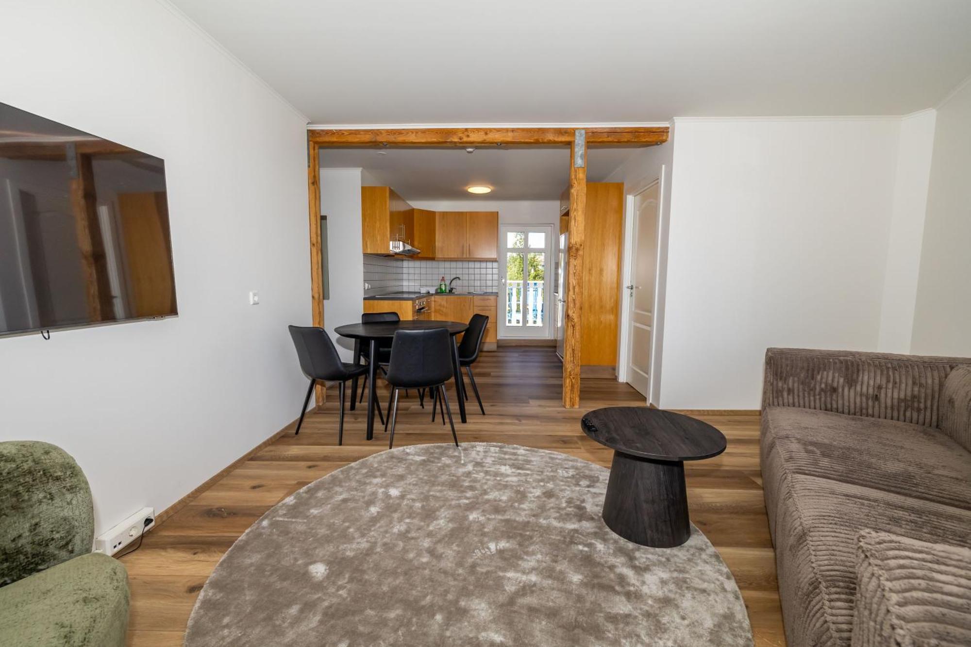 Steinaskjol Apartments Akureyri Ngoại thất bức ảnh